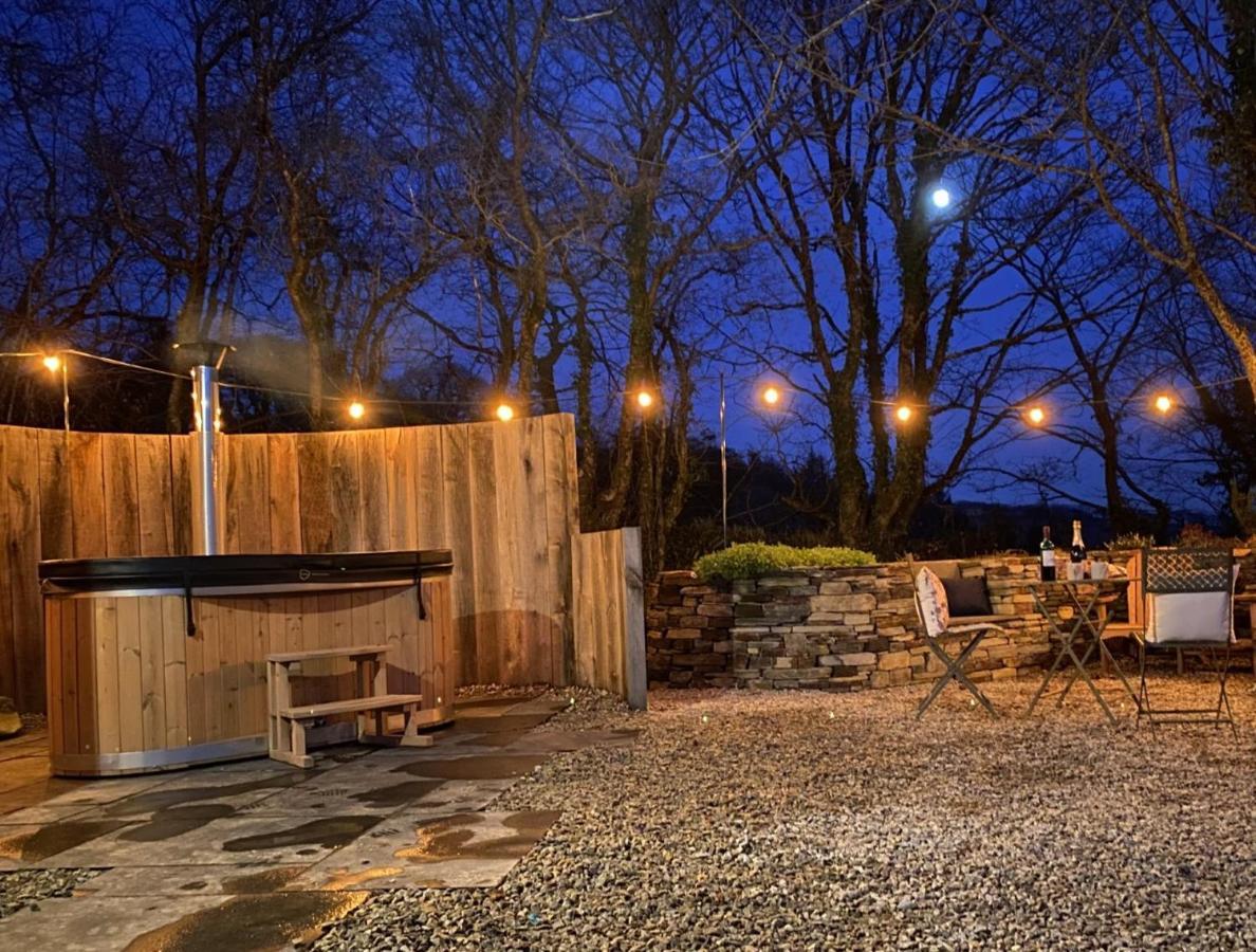 Boutique Cornish Shepherd'S Hut With Hot Tub Launceston Εξωτερικό φωτογραφία